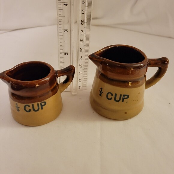 Vintage Brown Pottery Mearsuring Cups Half Cup and Quarter Cup - Picture 4 of 7